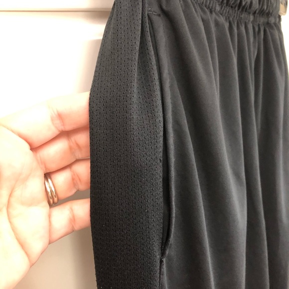 Nike dri-fit youth track pants - Picture 7 of 11